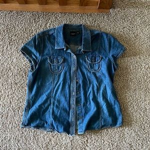 Women’s XL Sonoma Denim Shirt